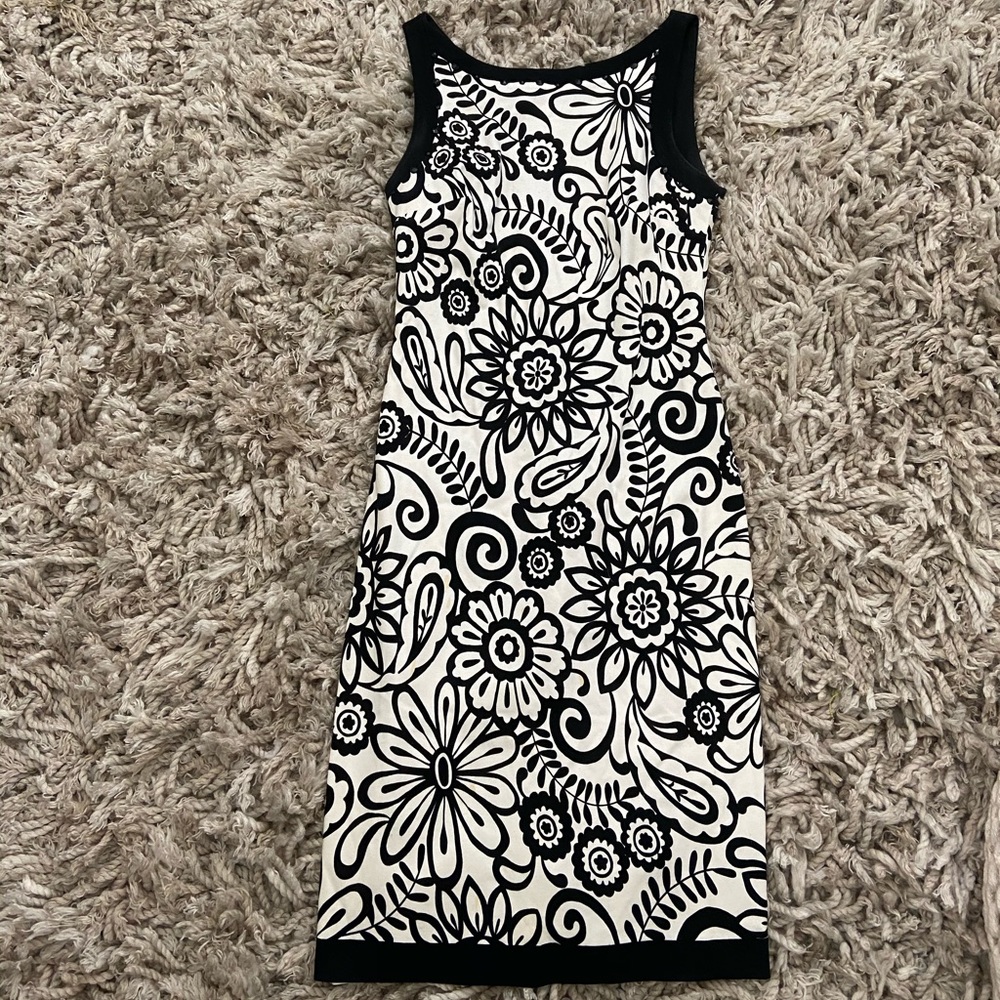 ✨KAY UNGER Floral Dress.
